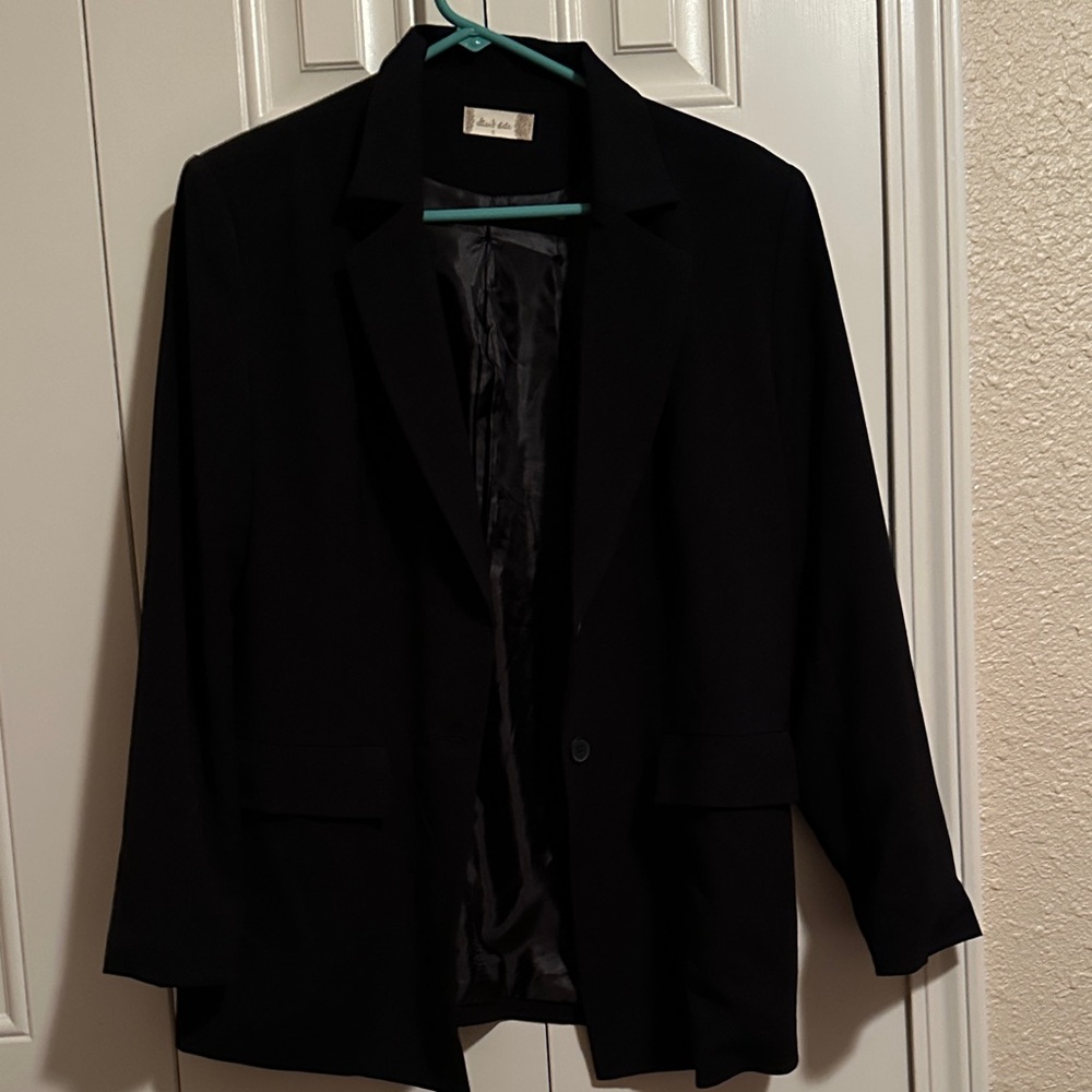 Altar’d State Women's Black Blazer